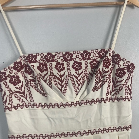 Ann Taylor Ivory Burgundy Red Embroidered Floral Box Pleat Sun Dress size 8 new - Picture 4 of 9